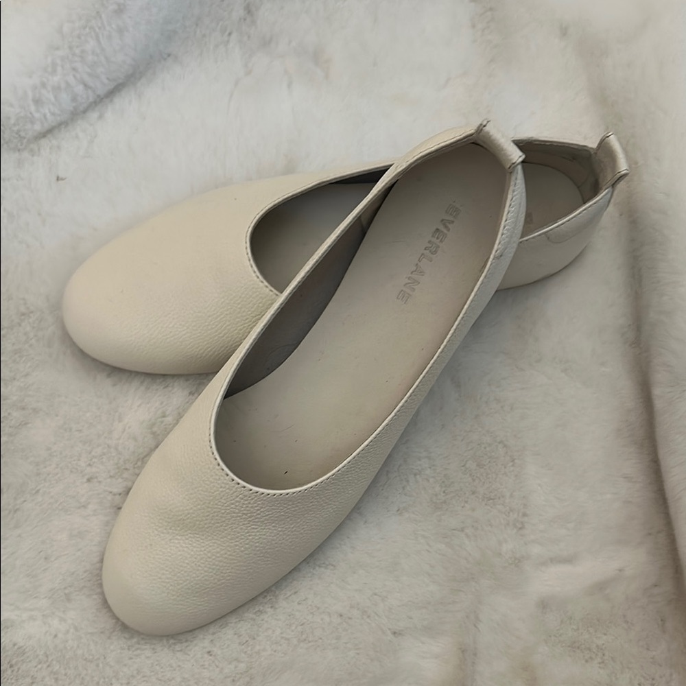 Everlane Women's Cream Ballet Flats Glove